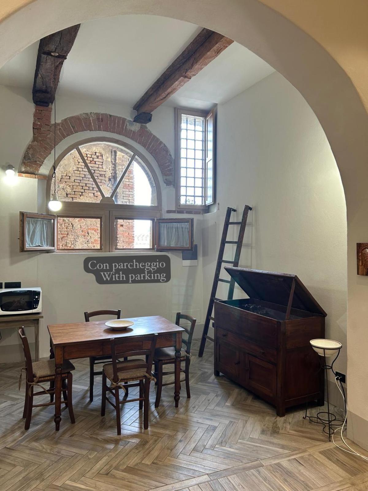 Loft Vicolo Di Vallepiatta 2 Min Piazza Del Campo Con Parcheggio Siena Exterior foto